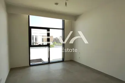 UNFURNISHED | BRAND NEW | VACANT