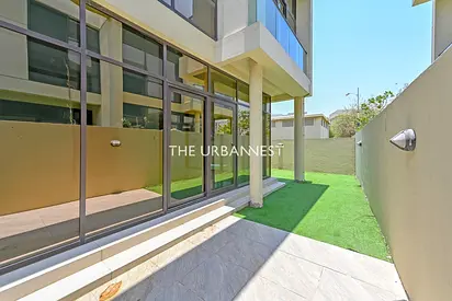 Vacant | 3 Bed plus Maids Room | Corner Unit
