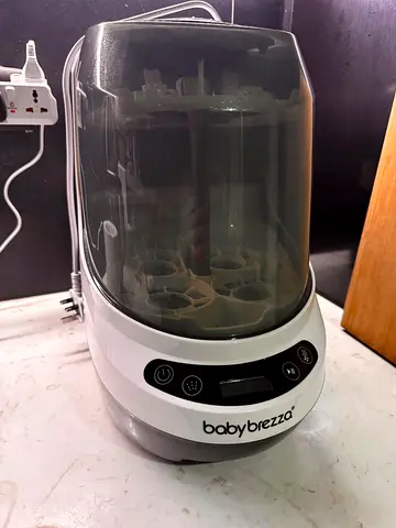 Baby Brezza Pro Baby Bottle washing and sanitizing- Used, Working