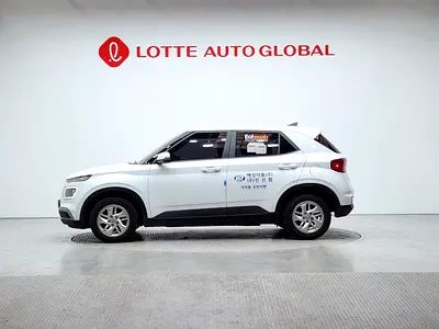 صورة 3 لـ 2022 Hyundai VENUE