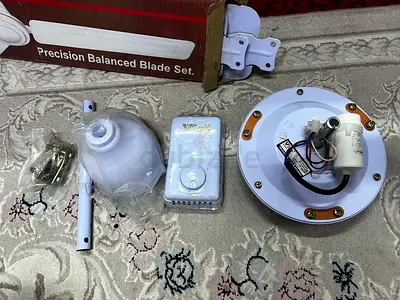 Ceiling fan motor and parts — used set (motor, housing, regulator, blades hardware)