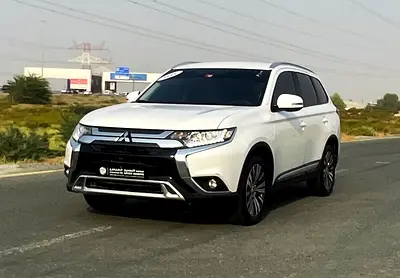 Pristine 2022 Mitsubishi Outlander High Line - GCC Specs - Low Mileage - Original Paint - 816 P M