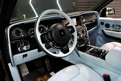 صورة 4 لـ 2020 ROLLS-ROYCE CULLINAN