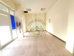 Spacious shop available for rent