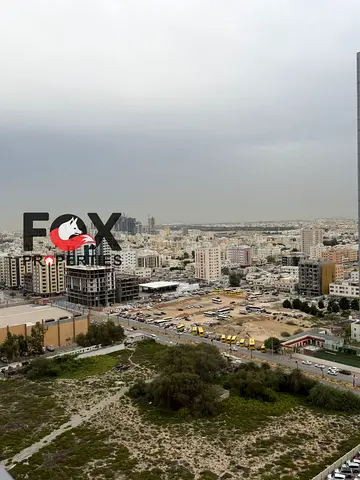 غرفة وصالة للإيجار السنوي مع الفرش في أبراج سيتي تاور عجمان بجوار السفير مول ومقابل جراند مول باركينج مجاني 2 حمام وبلكونة بإطلالة مفتوحة بسعر 32000