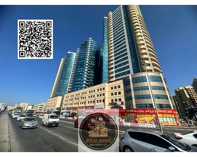Distress Deal Hot Offer Cheapest Price Empty/ Vacant Studio For Sale With Balcony & Parking At Prime Location of Horizon Towers