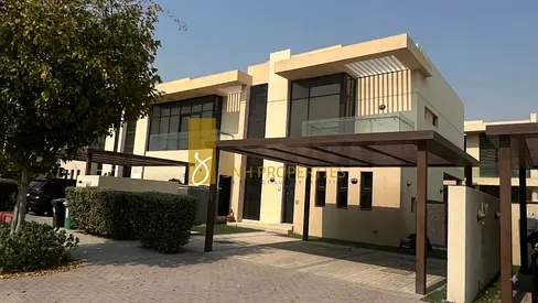 EXQUISITE 4BR VILLA | SEMI FURNISHED | VACCANT