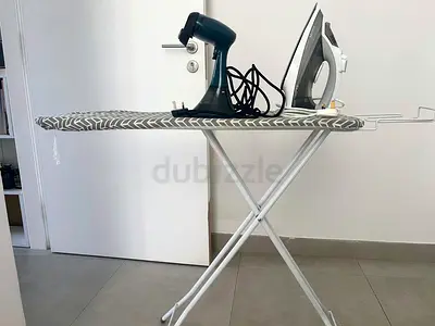 Steam full set - Russell Hobbs Steam Genie + Ironing Board