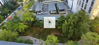 Spacious luxurious lush fully furnished 1bhk apartment 2 bathrooms Balcony