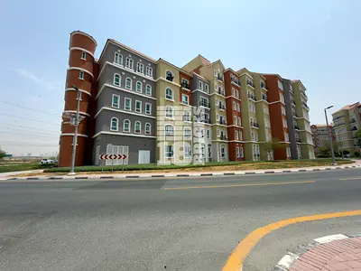 Near Metro | 2 + Store | Good Investment