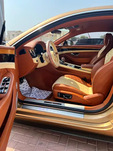 2019 Bentley CONTINENTAL — миниатюра 11