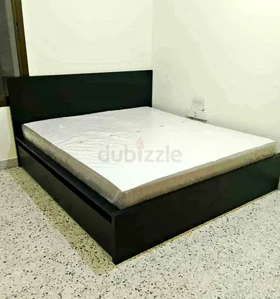 IKEA Malam king size bed 180/200cm with 2 storage drawers underneath and Ikea mattress is available