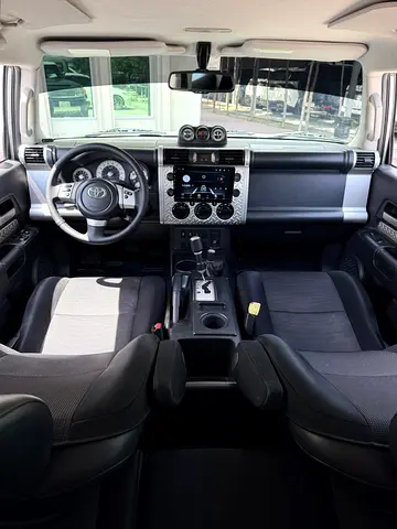 2011 Toyota FJ CRUISER 缩略图 8