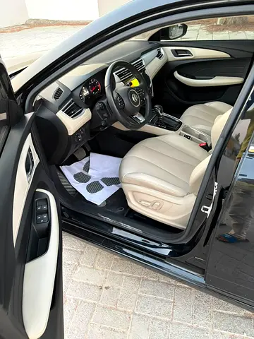 MG MG5 Luxury, миниатюра 6