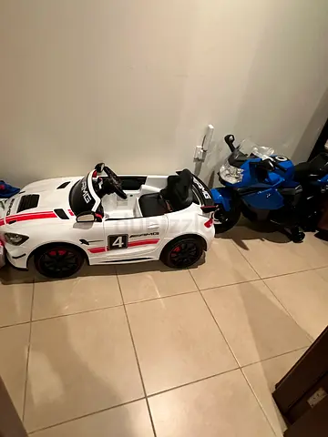 Kids Electric Ride-On Mercedes AMG Car