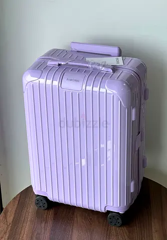 Rimowa Essential cabin carry on suitcase