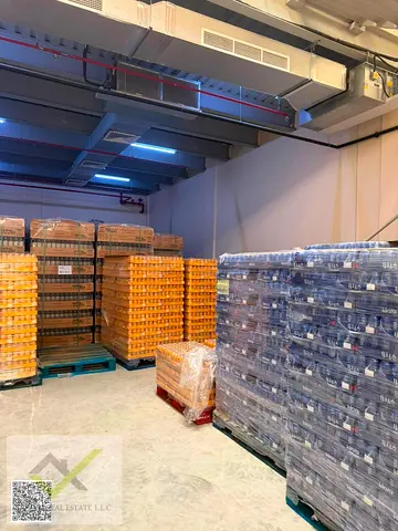 4400SQFT WAREHOUSE AVAILABLE FOR RENT IN JURF INDUSTRAIL AREA 1