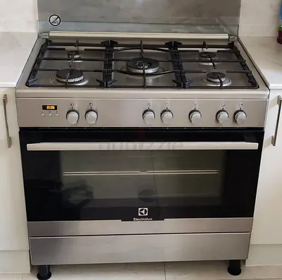 Free Delivery- Electrolux 5-Burner 2in1 TOP Gass Oven Electric Cooking Range 90x60 CM
