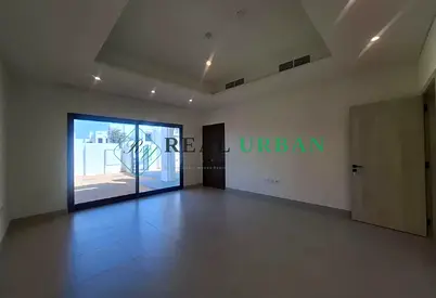 Single Row-Corner | Ready To Move | Spacious 4BHK Villa + Maids