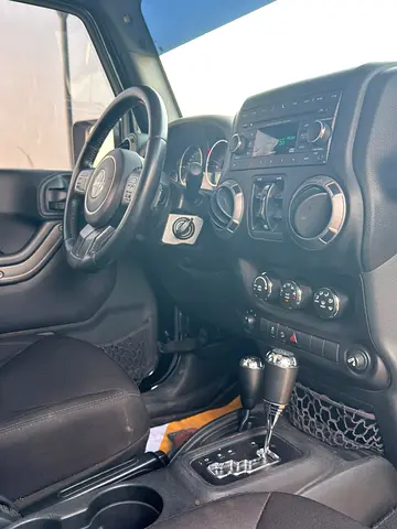 2017 JEEP WRANGLER 缩略图 9