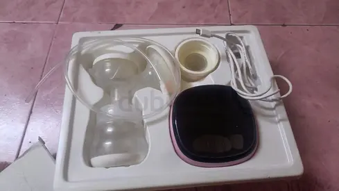 Electric Breast Pump with Accessories - Single Pump Set, Gently Used