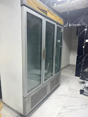 Commercial Glass Display Refrigerator / Showcase Cooler - Good Condition