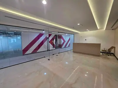 Fully Furnished with 12 Parking | New fitted
