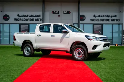 Toyota Hilux 2.4L Diesel Manual 2026 GCC Specs