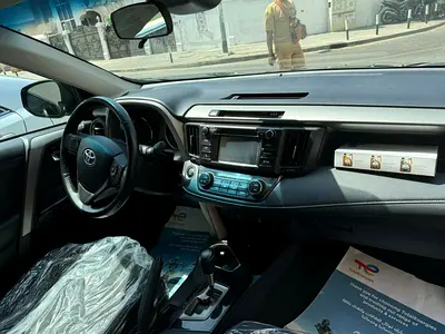 صورة 8 لـ 2018 Toyota RAV 4