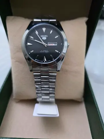 Stylish and elegant Seiko5 Original Japan Watch