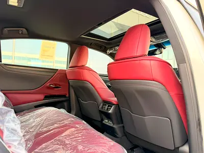 2025 Lexus ES-SERIES 照片 12