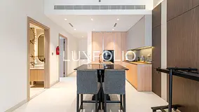 Mid Floor | Modern Finishes | Vacant On Transfer