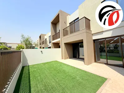 LIKE NEW 3BR+MAID VILLA || PET FRIENDLY || NEAR PARK