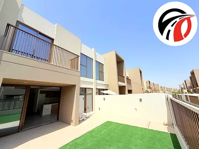 LIKE NEW 3BR+MAID VILLA || PET FRIENDLY || NEAR PARK