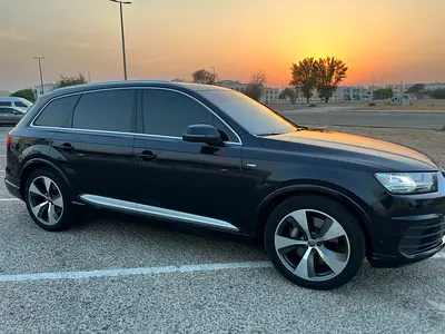 Audi Q7 45 TFSI Quattro S Line 2016 | GCC Specs | 1st Owner Doctor owned | Full Audi service history