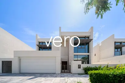 Vastu Compliant | Vacant | Landscaped