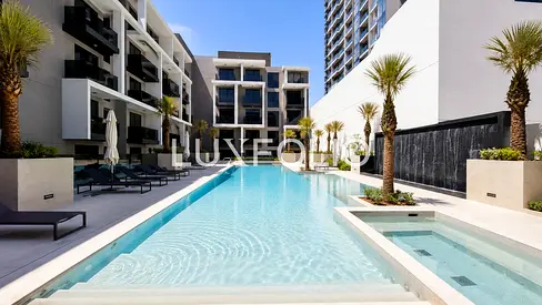 1 bed + Study | Vacant | Across from Mall