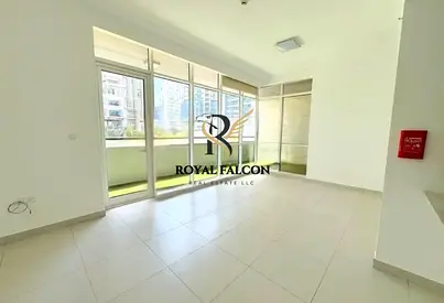 UNFURNIESHED| COMMMUNITY VIEW| SPACIOUS