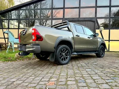 صورة 8 لـ 2023 Toyota HILUX