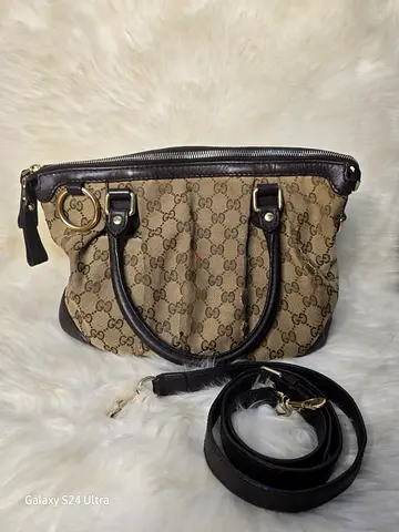 Pre-owned Gucci GG Canvas Top-Zip Handbag with Detachable Strap