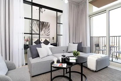 Fully Furnished | Vacant | Corner Unit