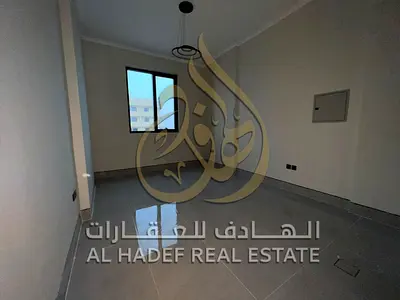 عرض حصري في الزاهية | ستوديو أول ساكن بتشطيبات حديثة ونظام سمارت هوم، منطقة راقية قرب مدخل دبي وشارع محمد بن زايد، 4 أو 6 دفعات، 32,000 درهم.