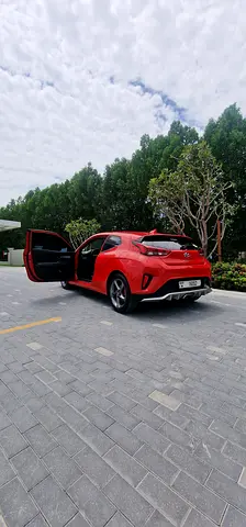 صورة 2 لـ 2019 Hyundai VELOSTER