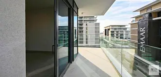 Marina-View 2BR | Seagate Building 3 | Balcony & Pool Access