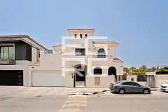 Luxury | Private Pool | Next to School