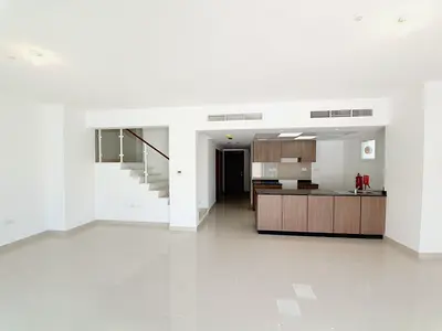 SOON TO BE VACANT-3 BED VILLA - LANDSCAPED GARDEN- 120K ONLY