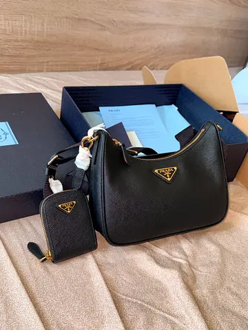 [UNUSED] Prada Re-Edition 2005 Saffiano Leather Shoulder Bag with Card Pouch - Black