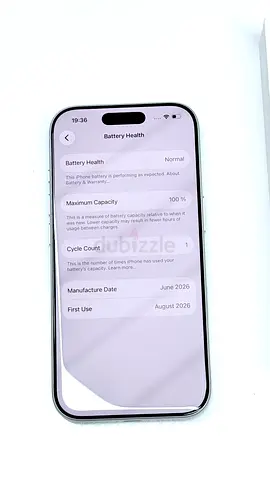 Apple iPhone 17 pro Physical Sim 100% Battery Health cycle count 1