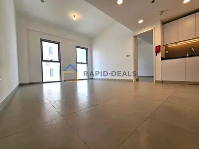 Ready to Move In - 1 Bedroom Spacious Apartment