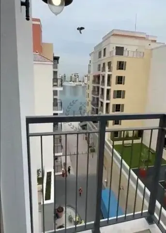 Vacant 1BR | Partial Sea View | Unfurnished | Le Ciel B3